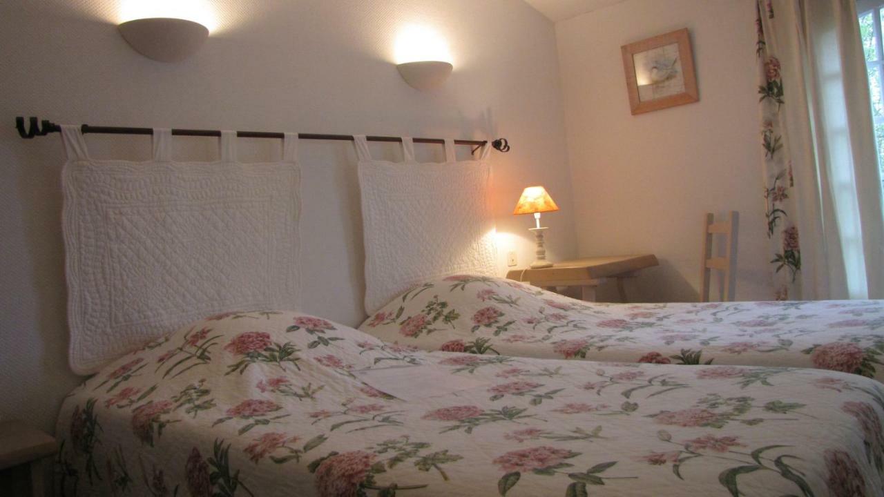 Hotel Les Gollandieres Le Bois-Plage-en-Ré Habitación foto