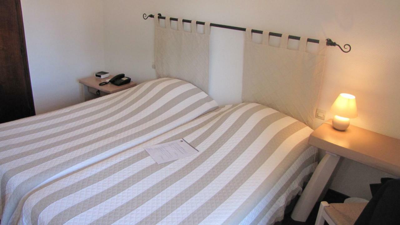 Hotel Les Gollandieres Le Bois-Plage-en-Ré Habitación foto